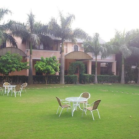 Green Villa Bed & Breakfast 뉴델리 외부 사진